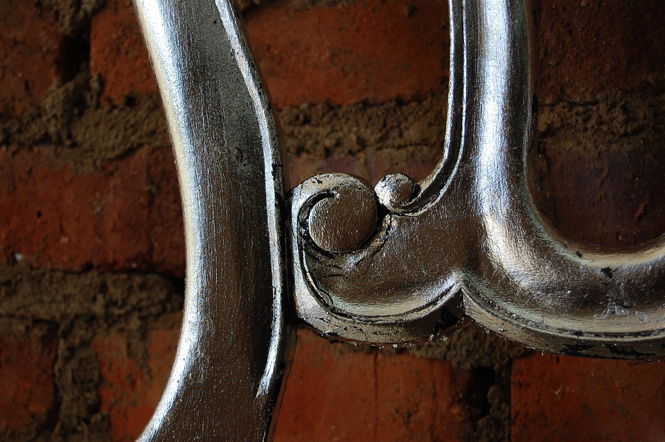 Steel Is Making A Comeback In Interior Design